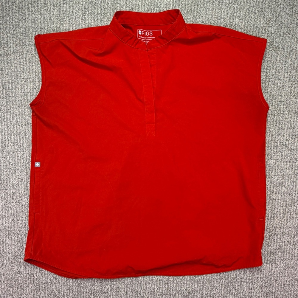 Figs Rafaela Oversized Scrub Top Womens Medium Red Sleeveless Mandarin Medical